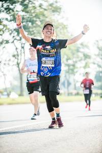 BIB: 2019, 20001
                            <button type="button" onclick="openModal(3809916)" class="btn btn-primary btn-sm float-right btn-popup" data-toggle="modal" data-target=".modal-high-quality">
                        <i class="fas fa-shopping-cart"></i> Add to Cart
                    </button>
                                            <button type="button" onclick="isThisMe(3809916, true)" class="btn btn-success btn-sm float-right btn-popup btn-isme hidden" data-toggle="tooltip" data-placement="bottom" title="นี่คือรูปของคุณใช่ไหม คลิกที่นี่เพื่อเอาเข้าอัลบั้ม">
                        <i class="fas fa-plus"></i> Add to album
                    </button>
                    <button type="button" onclick="isThisMe(3809916, false)" class="btn btn-warning btn-sm float-right btn-popup btn-isnotme hidden">
                        <i class="fas fa-ban"></i> Remove from album
                    </button>