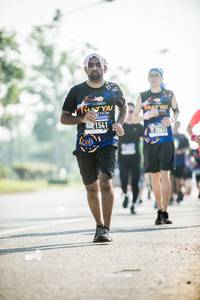 BIB: 1541
                            <button type="button" onclick="openModal(3801615)" class="btn btn-primary btn-sm float-right btn-popup" data-toggle="modal" data-target=".modal-high-quality">
                        <i class="fas fa-shopping-cart"></i> Add to Cart
                    </button>
                                            <button type="button" onclick="isThisMe(3801615, true)" class="btn btn-success btn-sm float-right btn-popup btn-isme hidden" data-toggle="tooltip" data-placement="bottom" title="นี่คือรูปของคุณใช่ไหม คลิกที่นี่เพื่อเอาเข้าอัลบั้ม">
                        <i class="fas fa-plus"></i> Add to album
                    </button>
                    <button type="button" onclick="isThisMe(3801615, false)" class="btn btn-warning btn-sm float-right btn-popup btn-isnotme hidden">
                        <i class="fas fa-ban"></i> Remove from album
                    </button>