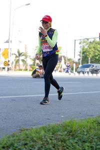 BIB: 4142
                            <button type="button" onclick="openModal(3829172)" class="btn btn-primary btn-sm float-right btn-popup" data-toggle="modal" data-target=".modal-high-quality">
                        <i class="fas fa-shopping-cart"></i> Add to Cart
                    </button>
                                            <button type="button" onclick="isThisMe(3829172, true)" class="btn btn-success btn-sm float-right btn-popup btn-isme hidden" data-toggle="tooltip" data-placement="bottom" title="นี่คือรูปของคุณใช่ไหม คลิกที่นี่เพื่อเอาเข้าอัลบั้ม">
                        <i class="fas fa-plus"></i> Add to album
                    </button>
                    <button type="button" onclick="isThisMe(3829172, false)" class="btn btn-warning btn-sm float-right btn-popup btn-isnotme hidden">
                        <i class="fas fa-ban"></i> Remove from album
                    </button>