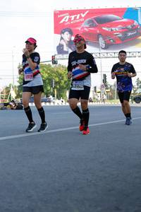 BIB: 22518, 21702
                            <button type="button" onclick="openModal(3828232)" class="btn btn-primary btn-sm float-right btn-popup" data-toggle="modal" data-target=".modal-high-quality">
                        <i class="fas fa-shopping-cart"></i> Add to Cart
                    </button>
                                            <button type="button" onclick="isThisMe(3828232, true)" class="btn btn-success btn-sm float-right btn-popup btn-isme hidden" data-toggle="tooltip" data-placement="bottom" title="นี่คือรูปของคุณใช่ไหม คลิกที่นี่เพื่อเอาเข้าอัลบั้ม">
                        <i class="fas fa-plus"></i> Add to album
                    </button>
                    <button type="button" onclick="isThisMe(3828232, false)" class="btn btn-warning btn-sm float-right btn-popup btn-isnotme hidden">
                        <i class="fas fa-ban"></i> Remove from album
                    </button>