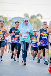 BIB: 10333
                            <button type="button" onclick="openModal(3818304)" class="btn btn-primary btn-sm float-right btn-popup" data-toggle="modal" data-target=".modal-high-quality">
                        <i class="fas fa-shopping-cart"></i> Add to Cart
                    </button>
                                            <button type="button" onclick="isThisMe(3818304, true)" class="btn btn-success btn-sm float-right btn-popup btn-isme hidden" data-toggle="tooltip" data-placement="bottom" title="นี่คือรูปของคุณใช่ไหม คลิกที่นี่เพื่อเอาเข้าอัลบั้ม">
                        <i class="fas fa-plus"></i> Add to album
                    </button>
                    <button type="button" onclick="isThisMe(3818304, false)" class="btn btn-warning btn-sm float-right btn-popup btn-isnotme hidden">
                        <i class="fas fa-ban"></i> Remove from album
                    </button>