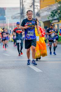 BIB: 201, 20320
                            <button type="button" onclick="openModal(3819665)" class="btn btn-primary btn-sm float-right btn-popup" data-toggle="modal" data-target=".modal-high-quality">
                        <i class="fas fa-shopping-cart"></i> Add to Cart
                    </button>
                                            <button type="button" onclick="isThisMe(3819665, true)" class="btn btn-success btn-sm float-right btn-popup btn-isme hidden" data-toggle="tooltip" data-placement="bottom" title="นี่คือรูปของคุณใช่ไหม คลิกที่นี่เพื่อเอาเข้าอัลบั้ม">
                        <i class="fas fa-plus"></i> Add to album
                    </button>
                    <button type="button" onclick="isThisMe(3819665, false)" class="btn btn-warning btn-sm float-right btn-popup btn-isnotme hidden">
                        <i class="fas fa-ban"></i> Remove from album
                    </button>