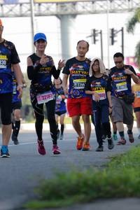 BIB: 22183
                            <button type="button" onclick="openModal(3821013)" class="btn btn-primary btn-sm float-right btn-popup" data-toggle="modal" data-target=".modal-high-quality">
                        <i class="fas fa-shopping-cart"></i> Add to Cart
                    </button>
                                            <button type="button" onclick="isThisMe(3821013, true)" class="btn btn-success btn-sm float-right btn-popup btn-isme hidden" data-toggle="tooltip" data-placement="bottom" title="นี่คือรูปของคุณใช่ไหม คลิกที่นี่เพื่อเอาเข้าอัลบั้ม">
                        <i class="fas fa-plus"></i> Add to album
                    </button>
                    <button type="button" onclick="isThisMe(3821013, false)" class="btn btn-warning btn-sm float-right btn-popup btn-isnotme hidden">
                        <i class="fas fa-ban"></i> Remove from album
                    </button>