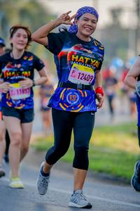 BIB: 12409
                            <button type="button" onclick="openModal(3817559)" class="btn btn-primary btn-sm float-right btn-popup" data-toggle="modal" data-target=".modal-high-quality">
                        <i class="fas fa-shopping-cart"></i> Add to Cart
                    </button>
                                            <button type="button" onclick="isThisMe(3817559, true)" class="btn btn-success btn-sm float-right btn-popup btn-isme hidden" data-toggle="tooltip" data-placement="bottom" title="นี่คือรูปของคุณใช่ไหม คลิกที่นี่เพื่อเอาเข้าอัลบั้ม">
                        <i class="fas fa-plus"></i> Add to album
                    </button>
                    <button type="button" onclick="isThisMe(3817559, false)" class="btn btn-warning btn-sm float-right btn-popup btn-isnotme hidden">
                        <i class="fas fa-ban"></i> Remove from album
                    </button>