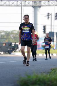 BIB: 11432
                            <button type="button" onclick="openModal(3821155)" class="btn btn-primary btn-sm float-right btn-popup" data-toggle="modal" data-target=".modal-high-quality">
                        <i class="fas fa-shopping-cart"></i> Add to Cart
                    </button>
                                            <button type="button" onclick="isThisMe(3821155, true)" class="btn btn-success btn-sm float-right btn-popup btn-isme hidden" data-toggle="tooltip" data-placement="bottom" title="นี่คือรูปของคุณใช่ไหม คลิกที่นี่เพื่อเอาเข้าอัลบั้ม">
                        <i class="fas fa-plus"></i> Add to album
                    </button>
                    <button type="button" onclick="isThisMe(3821155, false)" class="btn btn-warning btn-sm float-right btn-popup btn-isnotme hidden">
                        <i class="fas fa-ban"></i> Remove from album
                    </button>