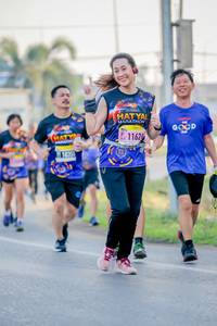 BIB: 1162
                            <button type="button" onclick="openModal(3818166)" class="btn btn-primary btn-sm float-right btn-popup" data-toggle="modal" data-target=".modal-high-quality">
                        <i class="fas fa-shopping-cart"></i> Add to Cart
                    </button>
                                            <button type="button" onclick="isThisMe(3818166, true)" class="btn btn-success btn-sm float-right btn-popup btn-isme hidden" data-toggle="tooltip" data-placement="bottom" title="นี่คือรูปของคุณใช่ไหม คลิกที่นี่เพื่อเอาเข้าอัลบั้ม">
                        <i class="fas fa-plus"></i> Add to album
                    </button>
                    <button type="button" onclick="isThisMe(3818166, false)" class="btn btn-warning btn-sm float-right btn-popup btn-isnotme hidden">
                        <i class="fas fa-ban"></i> Remove from album
                    </button>