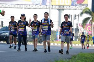 BIB: 11930, 11053
                            <button type="button" onclick="openModal(3820867)" class="btn btn-primary btn-sm float-right btn-popup" data-toggle="modal" data-target=".modal-high-quality">
                        <i class="fas fa-shopping-cart"></i> Add to Cart
                    </button>
                                            <button type="button" onclick="isThisMe(3820867, true)" class="btn btn-success btn-sm float-right btn-popup btn-isme hidden" data-toggle="tooltip" data-placement="bottom" title="นี่คือรูปของคุณใช่ไหม คลิกที่นี่เพื่อเอาเข้าอัลบั้ม">
                        <i class="fas fa-plus"></i> Add to album
                    </button>
                    <button type="button" onclick="isThisMe(3820867, false)" class="btn btn-warning btn-sm float-right btn-popup btn-isnotme hidden">
                        <i class="fas fa-ban"></i> Remove from album
                    </button>