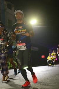 BIB: 981
                            <button type="button" onclick="openModal(3671177)" class="btn btn-primary btn-sm float-right btn-popup" data-toggle="modal" data-target=".modal-high-quality">
                        <i class="fas fa-shopping-cart"></i> Add to Cart
                    </button>
                                            <button type="button" onclick="isThisMe(3671177, true)" class="btn btn-success btn-sm float-right btn-popup btn-isme hidden" data-toggle="tooltip" data-placement="bottom" title="นี่คือรูปของคุณใช่ไหม คลิกที่นี่เพื่อเอาเข้าอัลบั้ม">
                        <i class="fas fa-plus"></i> Add to album
                    </button>
                    <button type="button" onclick="isThisMe(3671177, false)" class="btn btn-warning btn-sm float-right btn-popup btn-isnotme hidden">
                        <i class="fas fa-ban"></i> Remove from album
                    </button>