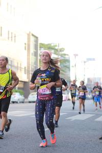 BIB: 191, 952
                            <button type="button" onclick="openModal(3679375)" class="btn btn-primary btn-sm float-right btn-popup" data-toggle="modal" data-target=".modal-high-quality">
                        <i class="fas fa-shopping-cart"></i> Add to Cart
                    </button>
                                            <button type="button" onclick="isThisMe(3679375, true)" class="btn btn-success btn-sm float-right btn-popup btn-isme hidden" data-toggle="tooltip" data-placement="bottom" title="นี่คือรูปของคุณใช่ไหม คลิกที่นี่เพื่อเอาเข้าอัลบั้ม">
                        <i class="fas fa-plus"></i> Add to album
                    </button>
                    <button type="button" onclick="isThisMe(3679375, false)" class="btn btn-warning btn-sm float-right btn-popup btn-isnotme hidden">
                        <i class="fas fa-ban"></i> Remove from album
                    </button>