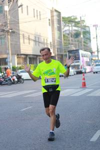 BIB: 
                            <button type="button" onclick="openModal(3679006)" class="btn btn-primary btn-sm float-right btn-popup" data-toggle="modal" data-target=".modal-high-quality">
                        <i class="fas fa-shopping-cart"></i> Add to Cart
                    </button>
                                            <button type="button" onclick="isThisMe(3679006, true)" class="btn btn-success btn-sm float-right btn-popup btn-isme hidden" data-toggle="tooltip" data-placement="bottom" title="นี่คือรูปของคุณใช่ไหม คลิกที่นี่เพื่อเอาเข้าอัลบั้ม">
                        <i class="fas fa-plus"></i> Add to album
                    </button>
                    <button type="button" onclick="isThisMe(3679006, false)" class="btn btn-warning btn-sm float-right btn-popup btn-isnotme hidden">
                        <i class="fas fa-ban"></i> Remove from album
                    </button>