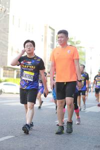 BIB: 10335
                            <button type="button" onclick="openModal(3683686)" class="btn btn-primary btn-sm float-right btn-popup" data-toggle="modal" data-target=".modal-high-quality">
                        <i class="fas fa-shopping-cart"></i> Add to Cart
                    </button>
                                            <button type="button" onclick="isThisMe(3683686, true)" class="btn btn-success btn-sm float-right btn-popup btn-isme hidden" data-toggle="tooltip" data-placement="bottom" title="นี่คือรูปของคุณใช่ไหม คลิกที่นี่เพื่อเอาเข้าอัลบั้ม">
                        <i class="fas fa-plus"></i> Add to album
                    </button>
                    <button type="button" onclick="isThisMe(3683686, false)" class="btn btn-warning btn-sm float-right btn-popup btn-isnotme hidden">
                        <i class="fas fa-ban"></i> Remove from album
                    </button>