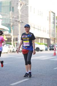 BIB: 11918
                            <button type="button" onclick="openModal(3684600)" class="btn btn-primary btn-sm float-right btn-popup" data-toggle="modal" data-target=".modal-high-quality">
                        <i class="fas fa-shopping-cart"></i> Add to Cart
                    </button>
                                            <button type="button" onclick="isThisMe(3684600, true)" class="btn btn-success btn-sm float-right btn-popup btn-isme hidden" data-toggle="tooltip" data-placement="bottom" title="นี่คือรูปของคุณใช่ไหม คลิกที่นี่เพื่อเอาเข้าอัลบั้ม">
                        <i class="fas fa-plus"></i> Add to album
                    </button>
                    <button type="button" onclick="isThisMe(3684600, false)" class="btn btn-warning btn-sm float-right btn-popup btn-isnotme hidden">
                        <i class="fas fa-ban"></i> Remove from album
                    </button>