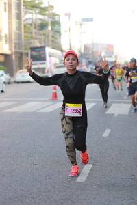 BIB: 12852
                            <button type="button" onclick="openModal(3679097)" class="btn btn-primary btn-sm float-right btn-popup" data-toggle="modal" data-target=".modal-high-quality">
                        <i class="fas fa-shopping-cart"></i> Add to Cart
                    </button>
                                            <button type="button" onclick="isThisMe(3679097, true)" class="btn btn-success btn-sm float-right btn-popup btn-isme hidden" data-toggle="tooltip" data-placement="bottom" title="นี่คือรูปของคุณใช่ไหม คลิกที่นี่เพื่อเอาเข้าอัลบั้ม">
                        <i class="fas fa-plus"></i> Add to album
                    </button>
                    <button type="button" onclick="isThisMe(3679097, false)" class="btn btn-warning btn-sm float-right btn-popup btn-isnotme hidden">
                        <i class="fas fa-ban"></i> Remove from album
                    </button>