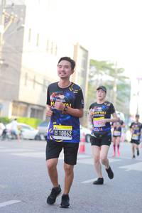 BIB: 10062
                            <button type="button" onclick="openModal(3679718)" class="btn btn-primary btn-sm float-right btn-popup" data-toggle="modal" data-target=".modal-high-quality">
                        <i class="fas fa-shopping-cart"></i> Add to Cart
                    </button>
                                            <button type="button" onclick="isThisMe(3679718, true)" class="btn btn-success btn-sm float-right btn-popup btn-isme hidden" data-toggle="tooltip" data-placement="bottom" title="นี่คือรูปของคุณใช่ไหม คลิกที่นี่เพื่อเอาเข้าอัลบั้ม">
                        <i class="fas fa-plus"></i> Add to album
                    </button>
                    <button type="button" onclick="isThisMe(3679718, false)" class="btn btn-warning btn-sm float-right btn-popup btn-isnotme hidden">
                        <i class="fas fa-ban"></i> Remove from album
                    </button>