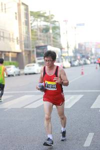 BIB: 10198
                            <button type="button" onclick="openModal(3677846)" class="btn btn-primary btn-sm float-right btn-popup" data-toggle="modal" data-target=".modal-high-quality">
                        <i class="fas fa-shopping-cart"></i> Add to Cart
                    </button>
                                            <button type="button" onclick="isThisMe(3677846, true)" class="btn btn-success btn-sm float-right btn-popup btn-isme hidden" data-toggle="tooltip" data-placement="bottom" title="นี่คือรูปของคุณใช่ไหม คลิกที่นี่เพื่อเอาเข้าอัลบั้ม">
                        <i class="fas fa-plus"></i> Add to album
                    </button>
                    <button type="button" onclick="isThisMe(3677846, false)" class="btn btn-warning btn-sm float-right btn-popup btn-isnotme hidden">
                        <i class="fas fa-ban"></i> Remove from album
                    </button>