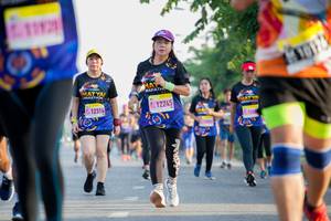 BIB: 12314
                            <button type="button" onclick="openModal(3778727)" class="btn btn-primary btn-sm float-right btn-popup" data-toggle="modal" data-target=".modal-high-quality">
                        <i class="fas fa-shopping-cart"></i> Add to Cart
                    </button>
                                            <button type="button" onclick="isThisMe(3778727, true)" class="btn btn-success btn-sm float-right btn-popup btn-isme hidden" data-toggle="tooltip" data-placement="bottom" title="นี่คือรูปของคุณใช่ไหม คลิกที่นี่เพื่อเอาเข้าอัลบั้ม">
                        <i class="fas fa-plus"></i> Add to album
                    </button>
                    <button type="button" onclick="isThisMe(3778727, false)" class="btn btn-warning btn-sm float-right btn-popup btn-isnotme hidden">
                        <i class="fas fa-ban"></i> Remove from album
                    </button>