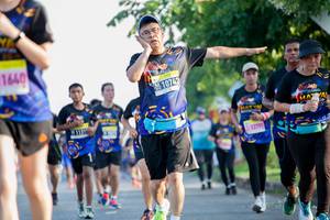 BIB: 1640
                            <button type="button" onclick="openModal(3778888)" class="btn btn-primary btn-sm float-right btn-popup" data-toggle="modal" data-target=".modal-high-quality">
                        <i class="fas fa-shopping-cart"></i> Add to Cart
                    </button>
                                            <button type="button" onclick="isThisMe(3778888, true)" class="btn btn-success btn-sm float-right btn-popup btn-isme hidden" data-toggle="tooltip" data-placement="bottom" title="นี่คือรูปของคุณใช่ไหม คลิกที่นี่เพื่อเอาเข้าอัลบั้ม">
                        <i class="fas fa-plus"></i> Add to album
                    </button>
                    <button type="button" onclick="isThisMe(3778888, false)" class="btn btn-warning btn-sm float-right btn-popup btn-isnotme hidden">
                        <i class="fas fa-ban"></i> Remove from album
                    </button>