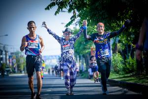 BIB: 
                            <button type="button" onclick="openModal(3780792)" class="btn btn-primary btn-sm float-right btn-popup" data-toggle="modal" data-target=".modal-high-quality">
                        <i class="fas fa-shopping-cart"></i> Add to Cart
                    </button>
                                            <button type="button" onclick="isThisMe(3780792, true)" class="btn btn-success btn-sm float-right btn-popup btn-isme hidden" data-toggle="tooltip" data-placement="bottom" title="นี่คือรูปของคุณใช่ไหม คลิกที่นี่เพื่อเอาเข้าอัลบั้ม">
                        <i class="fas fa-plus"></i> Add to album
                    </button>
                    <button type="button" onclick="isThisMe(3780792, false)" class="btn btn-warning btn-sm float-right btn-popup btn-isnotme hidden">
                        <i class="fas fa-ban"></i> Remove from album
                    </button>