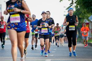 BIB: 1172
                            <button type="button" onclick="openModal(3776142)" class="btn btn-primary btn-sm float-right btn-popup" data-toggle="modal" data-target=".modal-high-quality">
                        <i class="fas fa-shopping-cart"></i> Add to Cart
                    </button>
                                            <button type="button" onclick="isThisMe(3776142, true)" class="btn btn-success btn-sm float-right btn-popup btn-isme hidden" data-toggle="tooltip" data-placement="bottom" title="นี่คือรูปของคุณใช่ไหม คลิกที่นี่เพื่อเอาเข้าอัลบั้ม">
                        <i class="fas fa-plus"></i> Add to album
                    </button>
                    <button type="button" onclick="isThisMe(3776142, false)" class="btn btn-warning btn-sm float-right btn-popup btn-isnotme hidden">
                        <i class="fas fa-ban"></i> Remove from album
                    </button>