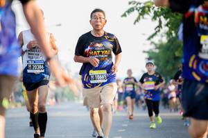 BIB: 20386
                            <button type="button" onclick="openModal(3775264)" class="btn btn-primary btn-sm float-right btn-popup" data-toggle="modal" data-target=".modal-high-quality">
                        <i class="fas fa-shopping-cart"></i> Add to Cart
                    </button>
                                            <button type="button" onclick="isThisMe(3775264, true)" class="btn btn-success btn-sm float-right btn-popup btn-isme hidden" data-toggle="tooltip" data-placement="bottom" title="นี่คือรูปของคุณใช่ไหม คลิกที่นี่เพื่อเอาเข้าอัลบั้ม">
                        <i class="fas fa-plus"></i> Add to album
                    </button>
                    <button type="button" onclick="isThisMe(3775264, false)" class="btn btn-warning btn-sm float-right btn-popup btn-isnotme hidden">
                        <i class="fas fa-ban"></i> Remove from album
                    </button>