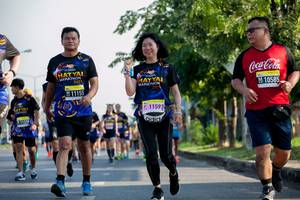 BIB: 201, 11155, 10585, 1159
                            <button type="button" onclick="openModal(3779786)" class="btn btn-primary btn-sm float-right btn-popup" data-toggle="modal" data-target=".modal-high-quality">
                        <i class="fas fa-shopping-cart"></i> Add to Cart
                    </button>
                                            <button type="button" onclick="isThisMe(3779786, true)" class="btn btn-success btn-sm float-right btn-popup btn-isme hidden" data-toggle="tooltip" data-placement="bottom" title="นี่คือรูปของคุณใช่ไหม คลิกที่นี่เพื่อเอาเข้าอัลบั้ม">
                        <i class="fas fa-plus"></i> Add to album
                    </button>
                    <button type="button" onclick="isThisMe(3779786, false)" class="btn btn-warning btn-sm float-right btn-popup btn-isnotme hidden">
                        <i class="fas fa-ban"></i> Remove from album
                    </button>