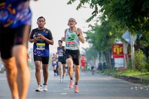 BIB: 10011, 0962
                            <button type="button" onclick="openModal(3766464)" class="btn btn-primary btn-sm float-right btn-popup" data-toggle="modal" data-target=".modal-high-quality">
                        <i class="fas fa-shopping-cart"></i> Add to Cart
                    </button>
                                            <button type="button" onclick="isThisMe(3766464, true)" class="btn btn-success btn-sm float-right btn-popup btn-isme hidden" data-toggle="tooltip" data-placement="bottom" title="นี่คือรูปของคุณใช่ไหม คลิกที่นี่เพื่อเอาเข้าอัลบั้ม">
                        <i class="fas fa-plus"></i> Add to album
                    </button>
                    <button type="button" onclick="isThisMe(3766464, false)" class="btn btn-warning btn-sm float-right btn-popup btn-isnotme hidden">
                        <i class="fas fa-ban"></i> Remove from album
                    </button>