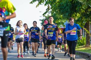 BIB: 1195, 0692
                            <button type="button" onclick="openModal(3780056)" class="btn btn-primary btn-sm float-right btn-popup" data-toggle="modal" data-target=".modal-high-quality">
                        <i class="fas fa-shopping-cart"></i> Add to Cart
                    </button>
                                            <button type="button" onclick="isThisMe(3780056, true)" class="btn btn-success btn-sm float-right btn-popup btn-isme hidden" data-toggle="tooltip" data-placement="bottom" title="นี่คือรูปของคุณใช่ไหม คลิกที่นี่เพื่อเอาเข้าอัลบั้ม">
                        <i class="fas fa-plus"></i> Add to album
                    </button>
                    <button type="button" onclick="isThisMe(3780056, false)" class="btn btn-warning btn-sm float-right btn-popup btn-isnotme hidden">
                        <i class="fas fa-ban"></i> Remove from album
                    </button>