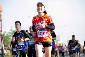 BIB: 21999
                            <button type="button" onclick="openModal(3779808)" class="btn btn-primary btn-sm float-right btn-popup" data-toggle="modal" data-target=".modal-high-quality">
                        <i class="fas fa-shopping-cart"></i> Add to Cart
                    </button>
                                            <button type="button" onclick="isThisMe(3779808, true)" class="btn btn-success btn-sm float-right btn-popup btn-isme hidden" data-toggle="tooltip" data-placement="bottom" title="นี่คือรูปของคุณใช่ไหม คลิกที่นี่เพื่อเอาเข้าอัลบั้ม">
                        <i class="fas fa-plus"></i> Add to album
                    </button>
                    <button type="button" onclick="isThisMe(3779808, false)" class="btn btn-warning btn-sm float-right btn-popup btn-isnotme hidden">
                        <i class="fas fa-ban"></i> Remove from album
                    </button>