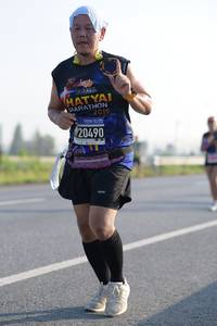 BIB: 2019, 20490
                            <button type="button" onclick="openModal(3723261)" class="btn btn-primary btn-sm float-right btn-popup" data-toggle="modal" data-target=".modal-high-quality">
                        <i class="fas fa-shopping-cart"></i> Add to Cart
                    </button>
                                            <button type="button" onclick="isThisMe(3723261, true)" class="btn btn-success btn-sm float-right btn-popup btn-isme hidden" data-toggle="tooltip" data-placement="bottom" title="นี่คือรูปของคุณใช่ไหม คลิกที่นี่เพื่อเอาเข้าอัลบั้ม">
                        <i class="fas fa-plus"></i> Add to album
                    </button>
                    <button type="button" onclick="isThisMe(3723261, false)" class="btn btn-warning btn-sm float-right btn-popup btn-isnotme hidden">
                        <i class="fas fa-ban"></i> Remove from album
                    </button>