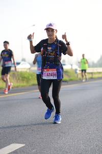 BIB: 201, 41454
                            <button type="button" onclick="openModal(3712451)" class="btn btn-primary btn-sm float-right btn-popup" data-toggle="modal" data-target=".modal-high-quality">
                        <i class="fas fa-shopping-cart"></i> Add to Cart
                    </button>
                                            <button type="button" onclick="isThisMe(3712451, true)" class="btn btn-success btn-sm float-right btn-popup btn-isme hidden" data-toggle="tooltip" data-placement="bottom" title="นี่คือรูปของคุณใช่ไหม คลิกที่นี่เพื่อเอาเข้าอัลบั้ม">
                        <i class="fas fa-plus"></i> Add to album
                    </button>
                    <button type="button" onclick="isThisMe(3712451, false)" class="btn btn-warning btn-sm float-right btn-popup btn-isnotme hidden">
                        <i class="fas fa-ban"></i> Remove from album
                    </button>