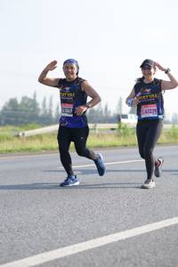 BIB: 1049, 41239
                            <button type="button" onclick="openModal(3731370)" class="btn btn-primary btn-sm float-right btn-popup" data-toggle="modal" data-target=".modal-high-quality">
                        <i class="fas fa-shopping-cart"></i> Add to Cart
                    </button>
                                            <button type="button" onclick="isThisMe(3731370, true)" class="btn btn-success btn-sm float-right btn-popup btn-isme hidden" data-toggle="tooltip" data-placement="bottom" title="นี่คือรูปของคุณใช่ไหม คลิกที่นี่เพื่อเอาเข้าอัลบั้ม">
                        <i class="fas fa-plus"></i> Add to album
                    </button>
                    <button type="button" onclick="isThisMe(3731370, false)" class="btn btn-warning btn-sm float-right btn-popup btn-isnotme hidden">
                        <i class="fas fa-ban"></i> Remove from album
                    </button>