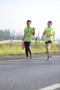 BIB: 0638, 41334
                            <button type="button" onclick="openModal(3712998)" class="btn btn-primary btn-sm float-right btn-popup" data-toggle="modal" data-target=".modal-high-quality">
                        <i class="fas fa-shopping-cart"></i> Add to Cart
                    </button>
                                            <button type="button" onclick="isThisMe(3712998, true)" class="btn btn-success btn-sm float-right btn-popup btn-isme hidden" data-toggle="tooltip" data-placement="bottom" title="นี่คือรูปของคุณใช่ไหม คลิกที่นี่เพื่อเอาเข้าอัลบั้ม">
                        <i class="fas fa-plus"></i> Add to album
                    </button>
                    <button type="button" onclick="isThisMe(3712998, false)" class="btn btn-warning btn-sm float-right btn-popup btn-isnotme hidden">
                        <i class="fas fa-ban"></i> Remove from album
                    </button>