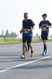 BIB: 40923
                            <button type="button" onclick="openModal(3731855)" class="btn btn-primary btn-sm float-right btn-popup" data-toggle="modal" data-target=".modal-high-quality">
                        <i class="fas fa-shopping-cart"></i> Add to Cart
                    </button>
                                            <button type="button" onclick="isThisMe(3731855, true)" class="btn btn-success btn-sm float-right btn-popup btn-isme hidden" data-toggle="tooltip" data-placement="bottom" title="นี่คือรูปของคุณใช่ไหม คลิกที่นี่เพื่อเอาเข้าอัลบั้ม">
                        <i class="fas fa-plus"></i> Add to album
                    </button>
                    <button type="button" onclick="isThisMe(3731855, false)" class="btn btn-warning btn-sm float-right btn-popup btn-isnotme hidden">
                        <i class="fas fa-ban"></i> Remove from album
                    </button>