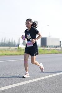 BIB: 2353
                            <button type="button" onclick="openModal(3731418)" class="btn btn-primary btn-sm float-right btn-popup" data-toggle="modal" data-target=".modal-high-quality">
                        <i class="fas fa-shopping-cart"></i> Add to Cart
                    </button>
                                            <button type="button" onclick="isThisMe(3731418, true)" class="btn btn-success btn-sm float-right btn-popup btn-isme hidden" data-toggle="tooltip" data-placement="bottom" title="นี่คือรูปของคุณใช่ไหม คลิกที่นี่เพื่อเอาเข้าอัลบั้ม">
                        <i class="fas fa-plus"></i> Add to album
                    </button>
                    <button type="button" onclick="isThisMe(3731418, false)" class="btn btn-warning btn-sm float-right btn-popup btn-isnotme hidden">
                        <i class="fas fa-ban"></i> Remove from album
                    </button>