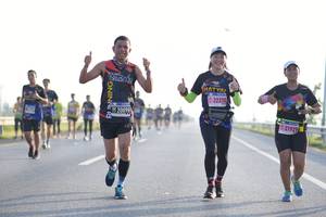 BIB: 20098, 21929
                            <button type="button" onclick="openModal(3712946)" class="btn btn-primary btn-sm float-right btn-popup" data-toggle="modal" data-target=".modal-high-quality">
                        <i class="fas fa-shopping-cart"></i> Add to Cart
                    </button>
                                            <button type="button" onclick="isThisMe(3712946, true)" class="btn btn-success btn-sm float-right btn-popup btn-isme hidden" data-toggle="tooltip" data-placement="bottom" title="นี่คือรูปของคุณใช่ไหม คลิกที่นี่เพื่อเอาเข้าอัลบั้ม">
                        <i class="fas fa-plus"></i> Add to album
                    </button>
                    <button type="button" onclick="isThisMe(3712946, false)" class="btn btn-warning btn-sm float-right btn-popup btn-isnotme hidden">
                        <i class="fas fa-ban"></i> Remove from album
                    </button>