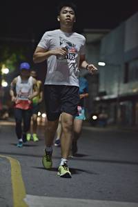 BIB: 105
                            <button type="button" onclick="openModal(3652631)" class="btn btn-primary btn-sm float-right btn-popup" data-toggle="modal" data-target=".modal-high-quality">
                        <i class="fas fa-shopping-cart"></i> Add to Cart
                    </button>
                                            <button type="button" onclick="isThisMe(3652631, true)" class="btn btn-success btn-sm float-right btn-popup btn-isme hidden" data-toggle="tooltip" data-placement="bottom" title="นี่คือรูปของคุณใช่ไหม คลิกที่นี่เพื่อเอาเข้าอัลบั้ม">
                        <i class="fas fa-plus"></i> Add to album
                    </button>
                    <button type="button" onclick="isThisMe(3652631, false)" class="btn btn-warning btn-sm float-right btn-popup btn-isnotme hidden">
                        <i class="fas fa-ban"></i> Remove from album
                    </button>