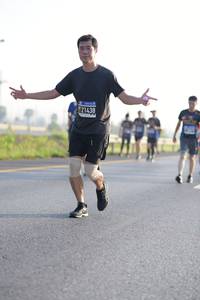 BIB: 438
                            <button type="button" onclick="openModal(3713607)" class="btn btn-primary btn-sm float-right btn-popup" data-toggle="modal" data-target=".modal-high-quality">
                        <i class="fas fa-shopping-cart"></i> Add to Cart
                    </button>
                                            <button type="button" onclick="isThisMe(3713607, true)" class="btn btn-success btn-sm float-right btn-popup btn-isme hidden" data-toggle="tooltip" data-placement="bottom" title="นี่คือรูปของคุณใช่ไหม คลิกที่นี่เพื่อเอาเข้าอัลบั้ม">
                        <i class="fas fa-plus"></i> Add to album
                    </button>
                    <button type="button" onclick="isThisMe(3713607, false)" class="btn btn-warning btn-sm float-right btn-popup btn-isnotme hidden">
                        <i class="fas fa-ban"></i> Remove from album
                    </button>