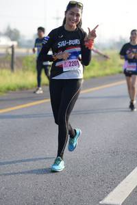 BIB: 2201
                            <button type="button" onclick="openModal(3716334)" class="btn btn-primary btn-sm float-right btn-popup" data-toggle="modal" data-target=".modal-high-quality">
                        <i class="fas fa-shopping-cart"></i> Add to Cart
                    </button>
                                            <button type="button" onclick="isThisMe(3716334, true)" class="btn btn-success btn-sm float-right btn-popup btn-isme hidden" data-toggle="tooltip" data-placement="bottom" title="นี่คือรูปของคุณใช่ไหม คลิกที่นี่เพื่อเอาเข้าอัลบั้ม">
                        <i class="fas fa-plus"></i> Add to album
                    </button>
                    <button type="button" onclick="isThisMe(3716334, false)" class="btn btn-warning btn-sm float-right btn-popup btn-isnotme hidden">
                        <i class="fas fa-ban"></i> Remove from album
                    </button>