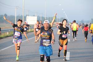 BIB: 20004, 
                            <button type="button" onclick="openModal(3597595)" class="btn btn-primary btn-sm float-right btn-popup" data-toggle="modal" data-target=".modal-high-quality">
                        <i class="fas fa-shopping-cart"></i> Add to Cart
                    </button>
                                            <button type="button" onclick="isThisMe(3597595, true)" class="btn btn-success btn-sm float-right btn-popup btn-isme hidden" data-toggle="tooltip" data-placement="bottom" title="นี่คือรูปของคุณใช่ไหม คลิกที่นี่เพื่อเอาเข้าอัลบั้ม">
                        <i class="fas fa-plus"></i> Add to album
                    </button>
                    <button type="button" onclick="isThisMe(3597595, false)" class="btn btn-warning btn-sm float-right btn-popup btn-isnotme hidden">
                        <i class="fas fa-ban"></i> Remove from album
                    </button>