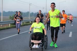 BIB: 
                            <button type="button" onclick="openModal(3596973)" class="btn btn-primary btn-sm float-right btn-popup" data-toggle="modal" data-target=".modal-high-quality">
                        <i class="fas fa-shopping-cart"></i> Add to Cart
                    </button>
                                            <button type="button" onclick="isThisMe(3596973, true)" class="btn btn-success btn-sm float-right btn-popup btn-isme hidden" data-toggle="tooltip" data-placement="bottom" title="นี่คือรูปของคุณใช่ไหม คลิกที่นี่เพื่อเอาเข้าอัลบั้ม">
                        <i class="fas fa-plus"></i> Add to album
                    </button>
                    <button type="button" onclick="isThisMe(3596973, false)" class="btn btn-warning btn-sm float-right btn-popup btn-isnotme hidden">
                        <i class="fas fa-ban"></i> Remove from album
                    </button>