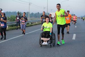 BIB: 2251
                            <button type="button" onclick="openModal(3596979)" class="btn btn-primary btn-sm float-right btn-popup" data-toggle="modal" data-target=".modal-high-quality">
                        <i class="fas fa-shopping-cart"></i> Add to Cart
                    </button>
                                            <button type="button" onclick="isThisMe(3596979, true)" class="btn btn-success btn-sm float-right btn-popup btn-isme hidden" data-toggle="tooltip" data-placement="bottom" title="นี่คือรูปของคุณใช่ไหม คลิกที่นี่เพื่อเอาเข้าอัลบั้ม">
                        <i class="fas fa-plus"></i> Add to album
                    </button>
                    <button type="button" onclick="isThisMe(3596979, false)" class="btn btn-warning btn-sm float-right btn-popup btn-isnotme hidden">
                        <i class="fas fa-ban"></i> Remove from album
                    </button>