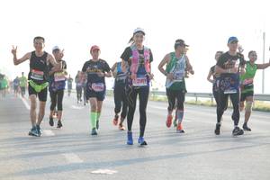 BIB: 21889
                            <button type="button" onclick="openModal(3598679)" class="btn btn-primary btn-sm float-right btn-popup" data-toggle="modal" data-target=".modal-high-quality">
                        <i class="fas fa-shopping-cart"></i> Add to Cart
                    </button>
                                            <button type="button" onclick="isThisMe(3598679, true)" class="btn btn-success btn-sm float-right btn-popup btn-isme hidden" data-toggle="tooltip" data-placement="bottom" title="นี่คือรูปของคุณใช่ไหม คลิกที่นี่เพื่อเอาเข้าอัลบั้ม">
                        <i class="fas fa-plus"></i> Add to album
                    </button>
                    <button type="button" onclick="isThisMe(3598679, false)" class="btn btn-warning btn-sm float-right btn-popup btn-isnotme hidden">
                        <i class="fas fa-ban"></i> Remove from album
                    </button>