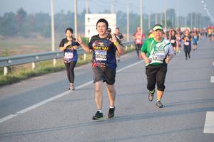 BIB: 20684
                            <button type="button" onclick="openModal(3597552)" class="btn btn-primary btn-sm float-right btn-popup" data-toggle="modal" data-target=".modal-high-quality">
                        <i class="fas fa-shopping-cart"></i> Add to Cart
                    </button>
                                            <button type="button" onclick="isThisMe(3597552, true)" class="btn btn-success btn-sm float-right btn-popup btn-isme hidden" data-toggle="tooltip" data-placement="bottom" title="นี่คือรูปของคุณใช่ไหม คลิกที่นี่เพื่อเอาเข้าอัลบั้ม">
                        <i class="fas fa-plus"></i> Add to album
                    </button>
                    <button type="button" onclick="isThisMe(3597552, false)" class="btn btn-warning btn-sm float-right btn-popup btn-isnotme hidden">
                        <i class="fas fa-ban"></i> Remove from album
                    </button>