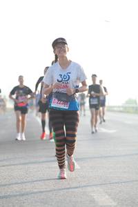 BIB: 
                            <button type="button" onclick="openModal(3598922)" class="btn btn-primary btn-sm float-right btn-popup" data-toggle="modal" data-target=".modal-high-quality">
                        <i class="fas fa-shopping-cart"></i> Add to Cart
                    </button>
                                            <button type="button" onclick="isThisMe(3598922, true)" class="btn btn-success btn-sm float-right btn-popup btn-isme hidden" data-toggle="tooltip" data-placement="bottom" title="นี่คือรูปของคุณใช่ไหม คลิกที่นี่เพื่อเอาเข้าอัลบั้ม">
                        <i class="fas fa-plus"></i> Add to album
                    </button>
                    <button type="button" onclick="isThisMe(3598922, false)" class="btn btn-warning btn-sm float-right btn-popup btn-isnotme hidden">
                        <i class="fas fa-ban"></i> Remove from album
                    </button>