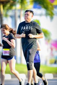 BIB: 12812
                            <button type="button" onclick="openModal(3834956)" class="btn btn-primary btn-sm float-right btn-popup" data-toggle="modal" data-target=".modal-high-quality">
                        <i class="fas fa-shopping-cart"></i> Add to Cart
                    </button>
                                            <button type="button" onclick="isThisMe(3834956, true)" class="btn btn-success btn-sm float-right btn-popup btn-isme hidden" data-toggle="tooltip" data-placement="bottom" title="นี่คือรูปของคุณใช่ไหม คลิกที่นี่เพื่อเอาเข้าอัลบั้ม">
                        <i class="fas fa-plus"></i> Add to album
                    </button>
                    <button type="button" onclick="isThisMe(3834956, false)" class="btn btn-warning btn-sm float-right btn-popup btn-isnotme hidden">
                        <i class="fas fa-ban"></i> Remove from album
                    </button>