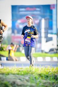 BIB: 2725
                            <button type="button" onclick="openModal(3835510)" class="btn btn-primary btn-sm float-right btn-popup" data-toggle="modal" data-target=".modal-high-quality">
                        <i class="fas fa-shopping-cart"></i> Add to Cart
                    </button>
                                            <button type="button" onclick="isThisMe(3835510, true)" class="btn btn-success btn-sm float-right btn-popup btn-isme hidden" data-toggle="tooltip" data-placement="bottom" title="นี่คือรูปของคุณใช่ไหม คลิกที่นี่เพื่อเอาเข้าอัลบั้ม">
                        <i class="fas fa-plus"></i> Add to album
                    </button>
                    <button type="button" onclick="isThisMe(3835510, false)" class="btn btn-warning btn-sm float-right btn-popup btn-isnotme hidden">
                        <i class="fas fa-ban"></i> Remove from album
                    </button>