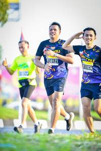 BIB: 10121, 11034
                            <button type="button" onclick="openModal(3831081)" class="btn btn-primary btn-sm float-right btn-popup" data-toggle="modal" data-target=".modal-high-quality">
                        <i class="fas fa-shopping-cart"></i> Add to Cart
                    </button>
                                            <button type="button" onclick="isThisMe(3831081, true)" class="btn btn-success btn-sm float-right btn-popup btn-isme hidden" data-toggle="tooltip" data-placement="bottom" title="นี่คือรูปของคุณใช่ไหม คลิกที่นี่เพื่อเอาเข้าอัลบั้ม">
                        <i class="fas fa-plus"></i> Add to album
                    </button>
                    <button type="button" onclick="isThisMe(3831081, false)" class="btn btn-warning btn-sm float-right btn-popup btn-isnotme hidden">
                        <i class="fas fa-ban"></i> Remove from album
                    </button>