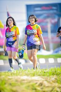 BIB: 
                            <button type="button" onclick="openModal(3838950)" class="btn btn-primary btn-sm float-right btn-popup" data-toggle="modal" data-target=".modal-high-quality">
                        <i class="fas fa-shopping-cart"></i> Add to Cart
                    </button>
                                            <button type="button" onclick="isThisMe(3838950, true)" class="btn btn-success btn-sm float-right btn-popup btn-isme hidden" data-toggle="tooltip" data-placement="bottom" title="นี่คือรูปของคุณใช่ไหม คลิกที่นี่เพื่อเอาเข้าอัลบั้ม">
                        <i class="fas fa-plus"></i> Add to album
                    </button>
                    <button type="button" onclick="isThisMe(3838950, false)" class="btn btn-warning btn-sm float-right btn-popup btn-isnotme hidden">
                        <i class="fas fa-ban"></i> Remove from album
                    </button>