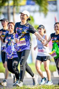 BIB: 12820
                            <button type="button" onclick="openModal(3836002)" class="btn btn-primary btn-sm float-right btn-popup" data-toggle="modal" data-target=".modal-high-quality">
                        <i class="fas fa-shopping-cart"></i> Add to Cart
                    </button>
                                            <button type="button" onclick="isThisMe(3836002, true)" class="btn btn-success btn-sm float-right btn-popup btn-isme hidden" data-toggle="tooltip" data-placement="bottom" title="นี่คือรูปของคุณใช่ไหม คลิกที่นี่เพื่อเอาเข้าอัลบั้ม">
                        <i class="fas fa-plus"></i> Add to album
                    </button>
                    <button type="button" onclick="isThisMe(3836002, false)" class="btn btn-warning btn-sm float-right btn-popup btn-isnotme hidden">
                        <i class="fas fa-ban"></i> Remove from album
                    </button>