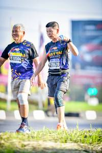 BIB: 0504, 20420
                            <button type="button" onclick="openModal(3835997)" class="btn btn-primary btn-sm float-right btn-popup" data-toggle="modal" data-target=".modal-high-quality">
                        <i class="fas fa-shopping-cart"></i> Add to Cart
                    </button>
                                            <button type="button" onclick="isThisMe(3835997, true)" class="btn btn-success btn-sm float-right btn-popup btn-isme hidden" data-toggle="tooltip" data-placement="bottom" title="นี่คือรูปของคุณใช่ไหม คลิกที่นี่เพื่อเอาเข้าอัลบั้ม">
                        <i class="fas fa-plus"></i> Add to album
                    </button>
                    <button type="button" onclick="isThisMe(3835997, false)" class="btn btn-warning btn-sm float-right btn-popup btn-isnotme hidden">
                        <i class="fas fa-ban"></i> Remove from album
                    </button>